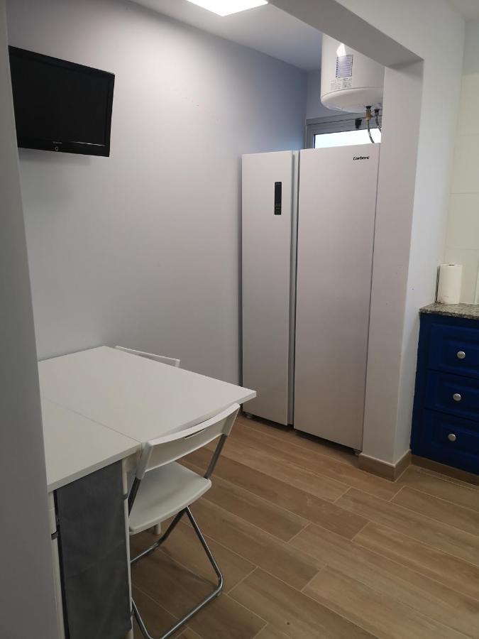 Hostal Mari En La Laguna, Alquiler Habitacion Privada En Hostal, 6 Habitaciones Cerca De La Universidad Y Aeropuerto Norte, 3 Banos Compartidos La Laguna  Exteriör bild