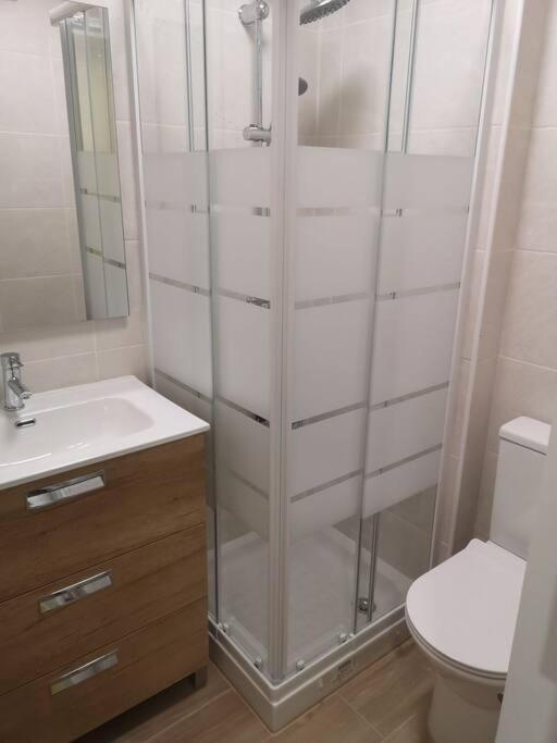 Hostal Mari En La Laguna, Alquiler Habitacion Privada En Hostal, 6 Habitaciones Cerca De La Universidad Y Aeropuerto Norte, 3 Banos Compartidos La Laguna  Exteriör bild