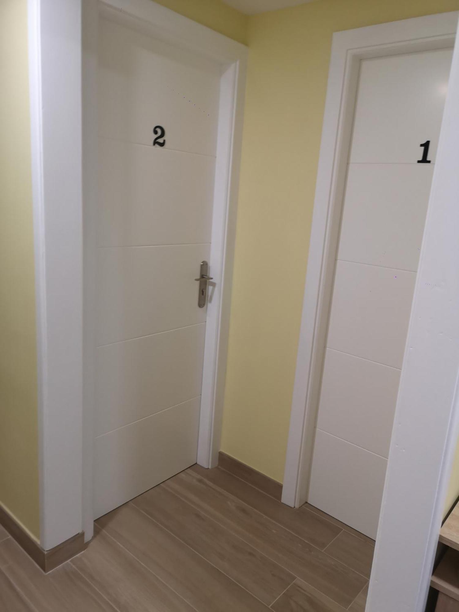 Hostal Mari En La Laguna, Alquiler Habitacion Privada En Hostal, 6 Habitaciones Cerca De La Universidad Y Aeropuerto Norte, 3 Banos Compartidos La Laguna  Exteriör bild