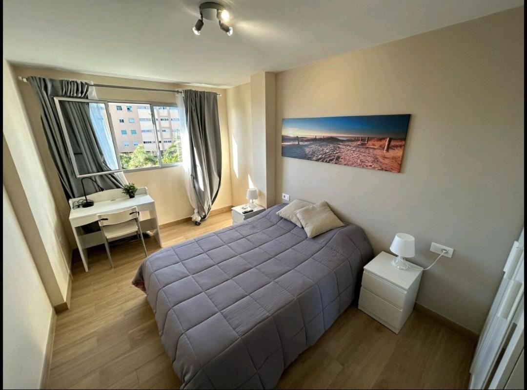 Hostal Mari En La Laguna, Alquiler Habitacion Privada En Hostal, 6 Habitaciones Cerca De La Universidad Y Aeropuerto Norte, 3 Banos Compartidos La Laguna  Exteriör bild